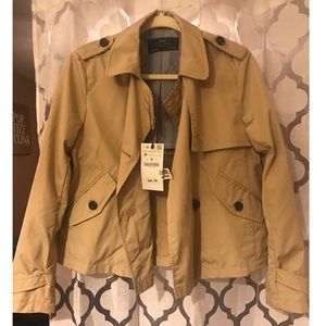 Zara Women’s Short Trench Coat